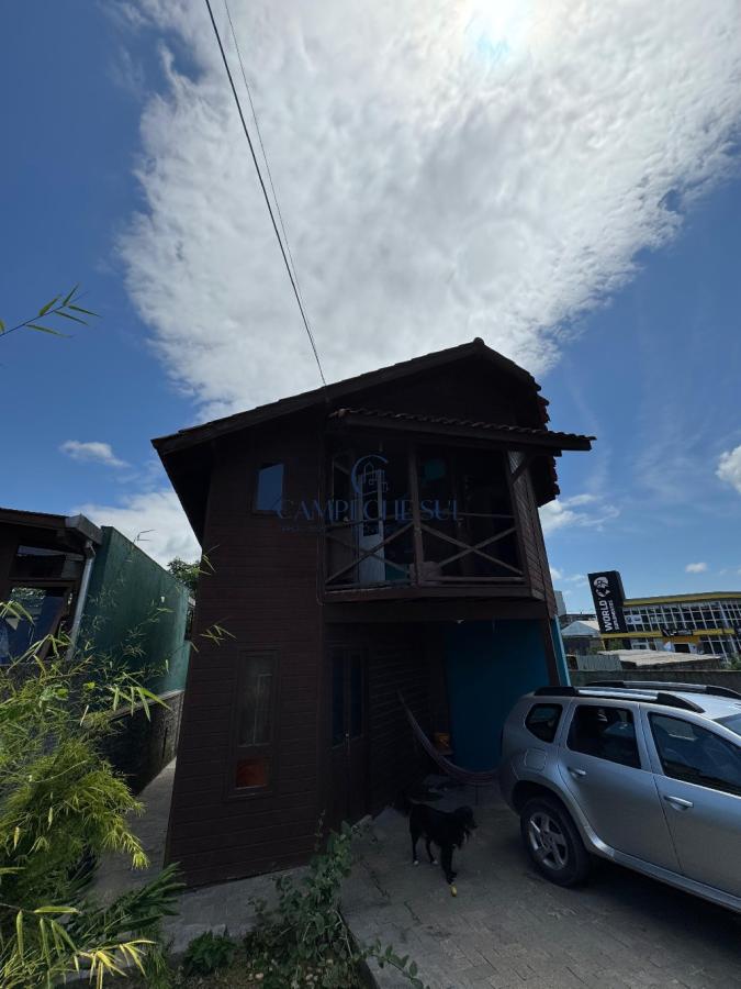 Casa para Venda, Florianópolis / SC, bairro Campeche, 3 dormitórios, sendo 1 suíte, 2 vagas de garagem, área construída 72,00 m², terreno 180,00 m²
